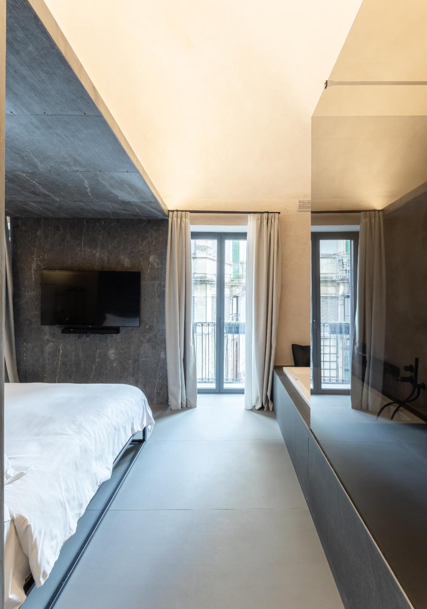 Terme Di Bacco - Design Apartaments And Spa 카타니아 외부 사진