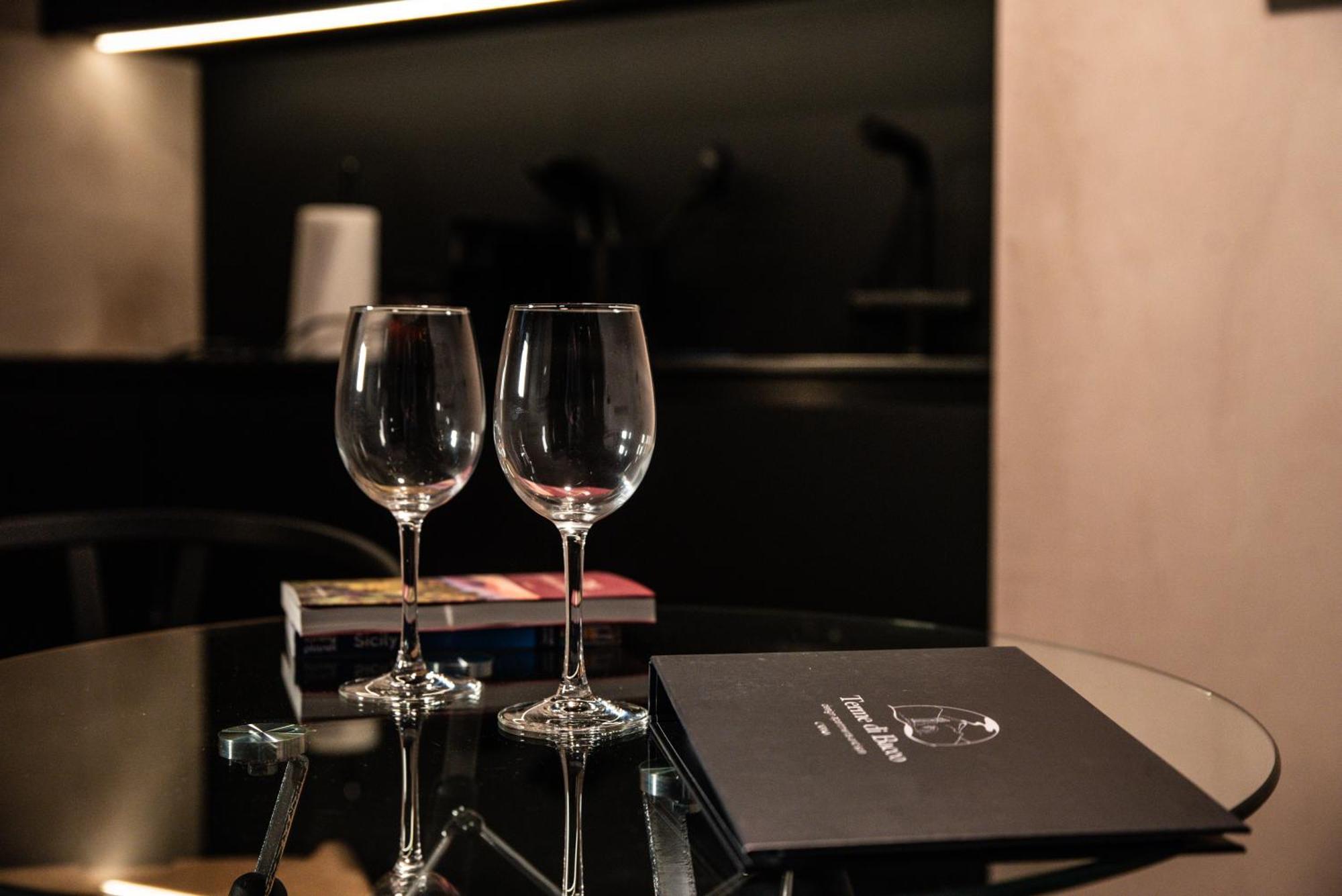Terme Di Bacco - Design Apartaments And Spa 카타니아 외부 사진